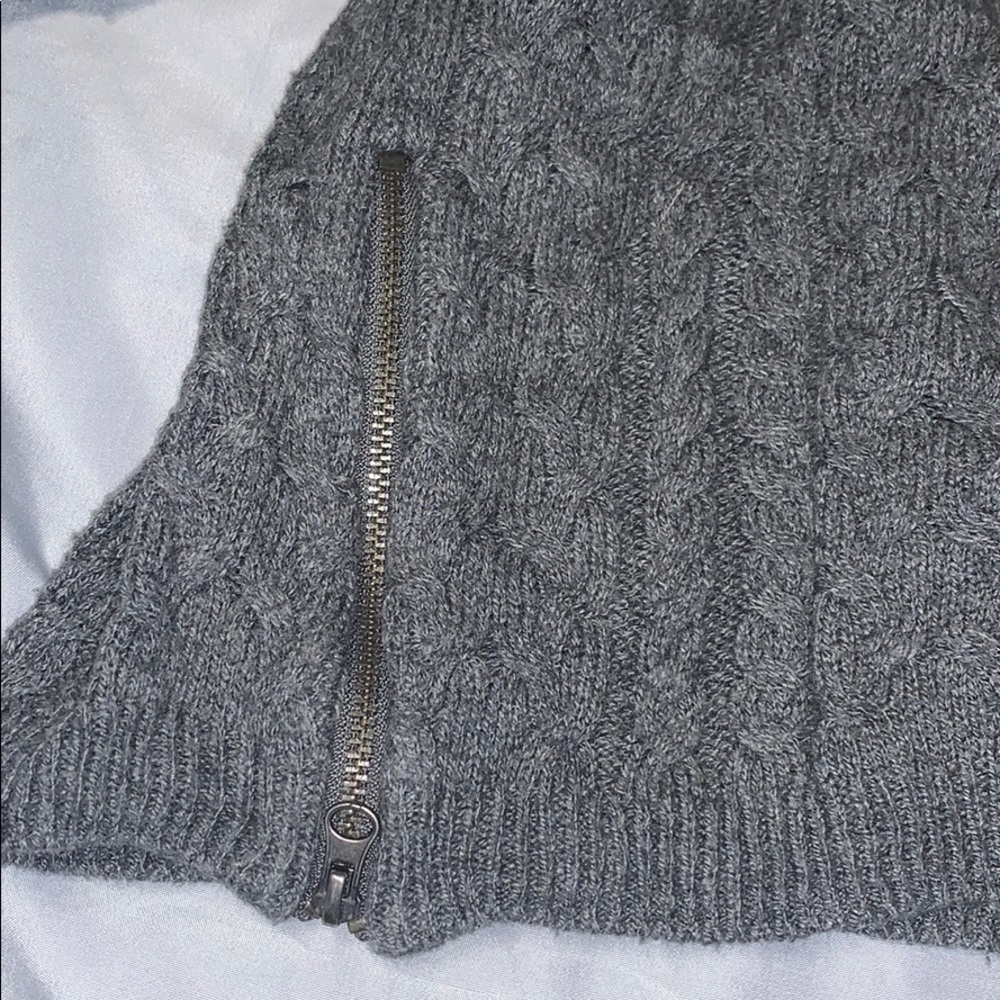 Sweater - Picture 3 of 5